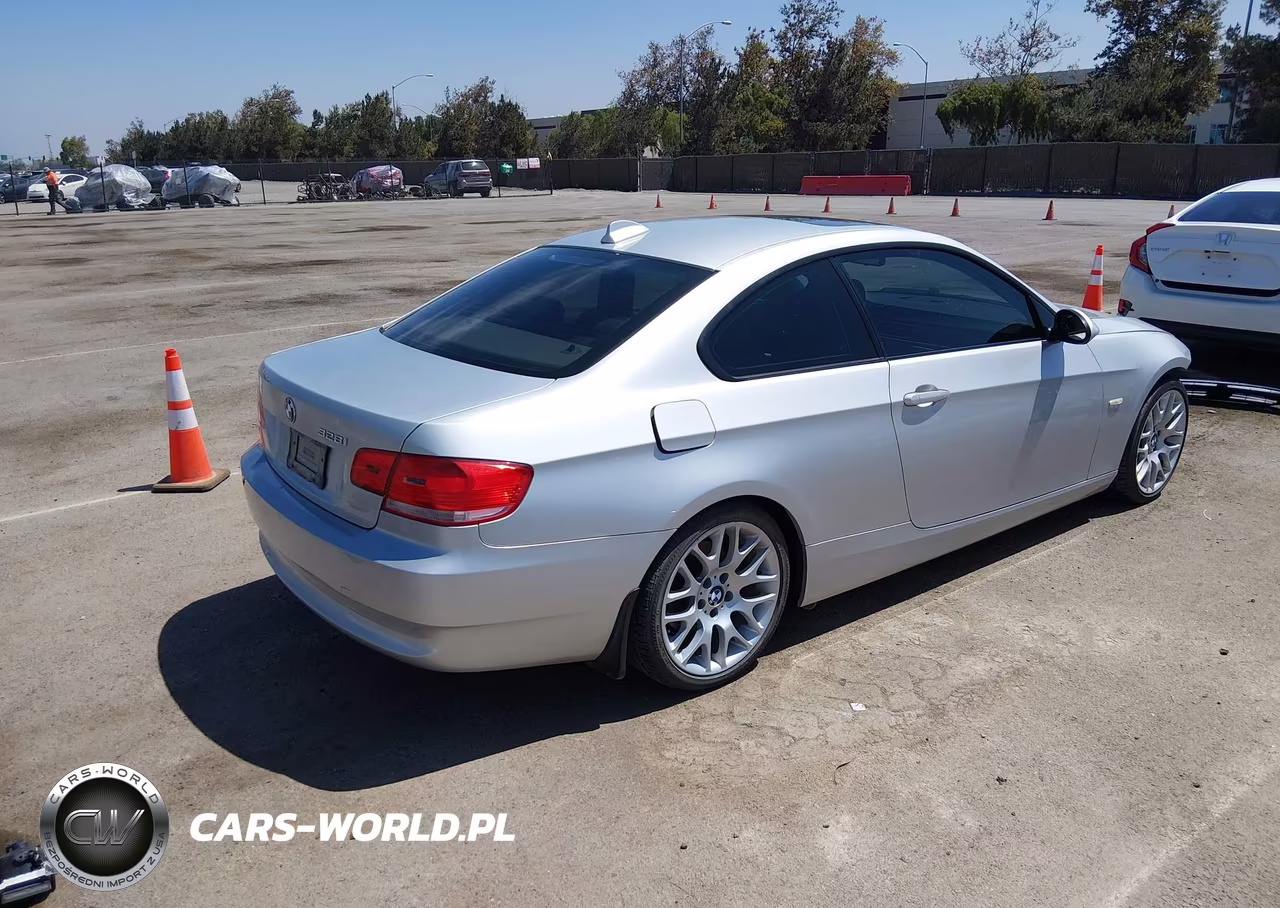 2009 BMW 328I VIN:WBAWV13549P121950 - 4