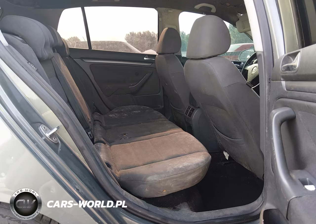 2007 Volkswagen Rabbit 4-Door VIN:WVWDR91K77W045200 - 8