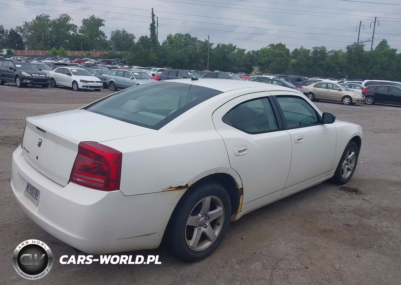 2008 Dodge Charger VIN:2B3KA43G78H200310 - 4