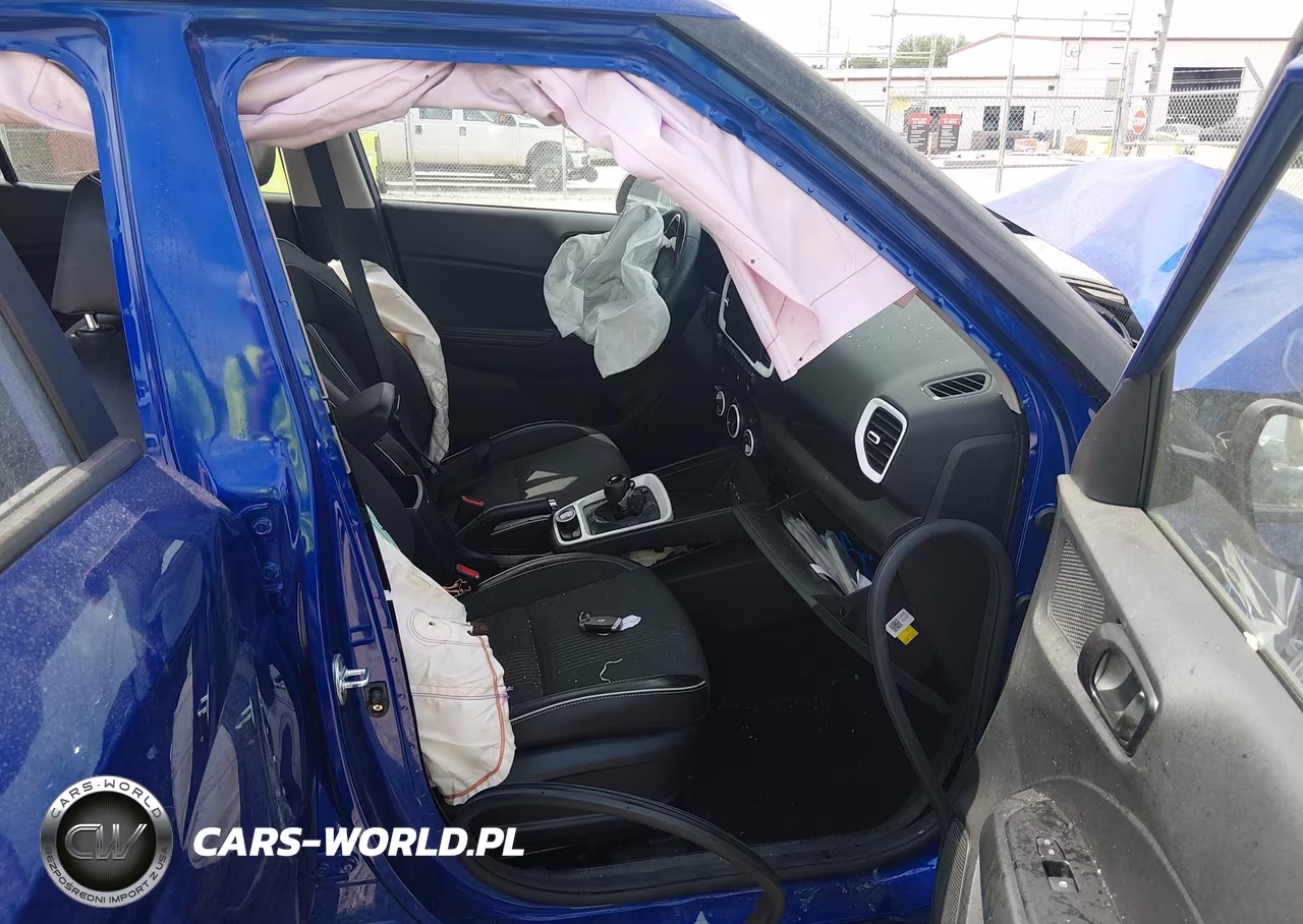 2022 Hyundai Venue Limited VIN:KMHRC8A32NU203053 - 5