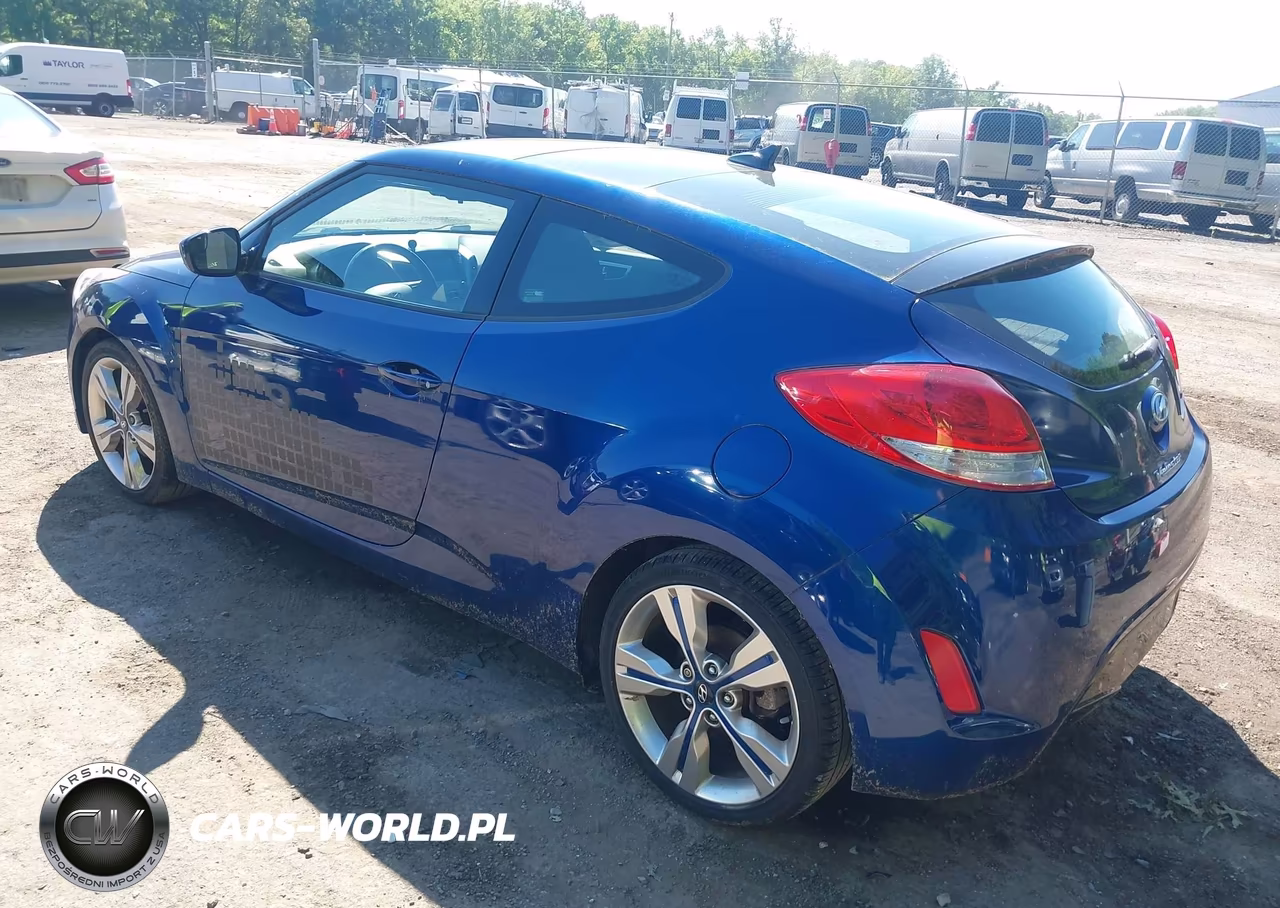 2017 Hyundai Veloster Value Edition VIN:KMHTC6ADXHU321133 - 3