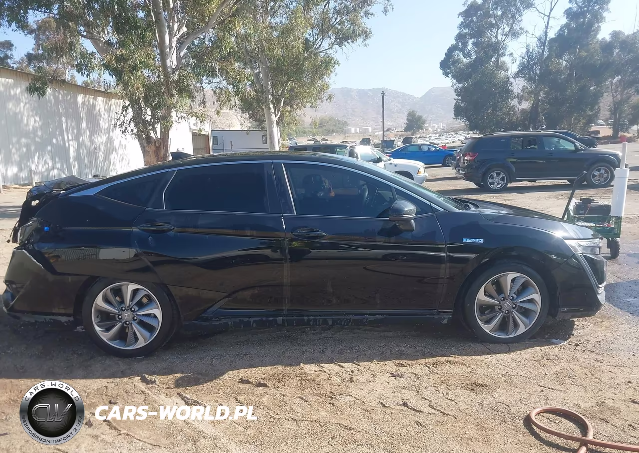 2018 Honda Clarity Plug-In Hybrid VIN:JHMZC5F10JC023689 - 14