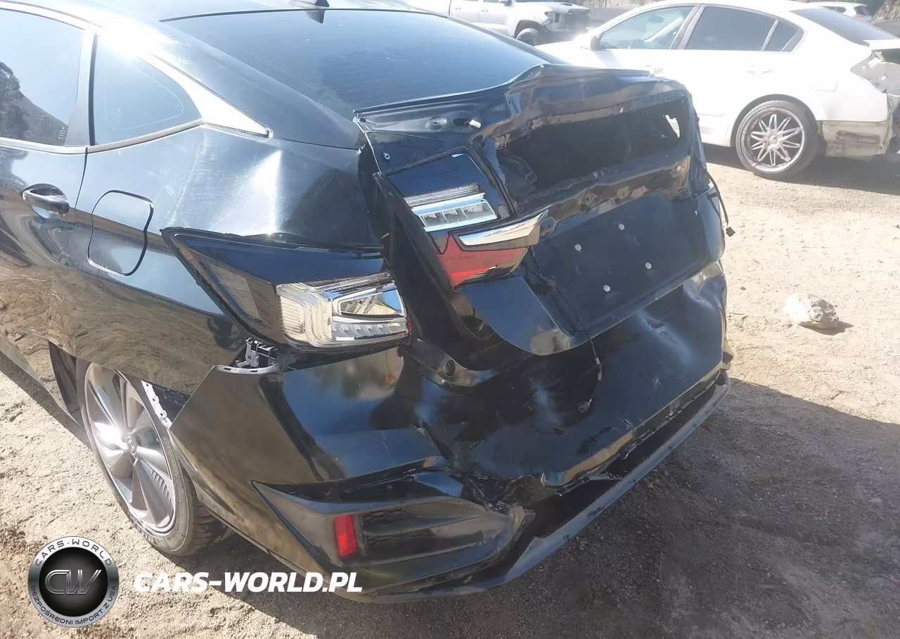 2018 Honda Clarity Plug-In Hybrid VIN:JHMZC5F10JC023689 - 6