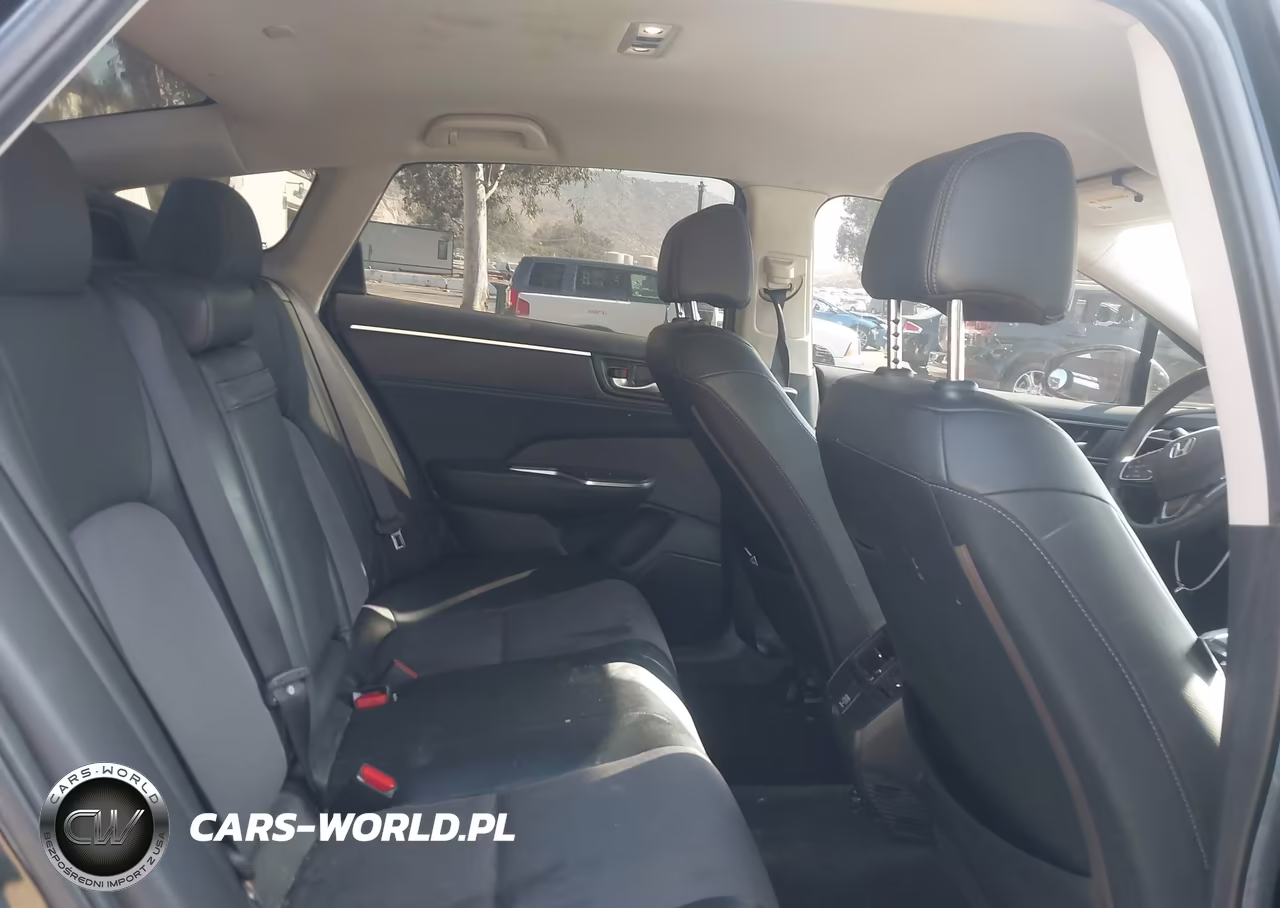 2018 Honda Clarity Plug-In Hybrid VIN:JHMZC5F10JC023689 - 8