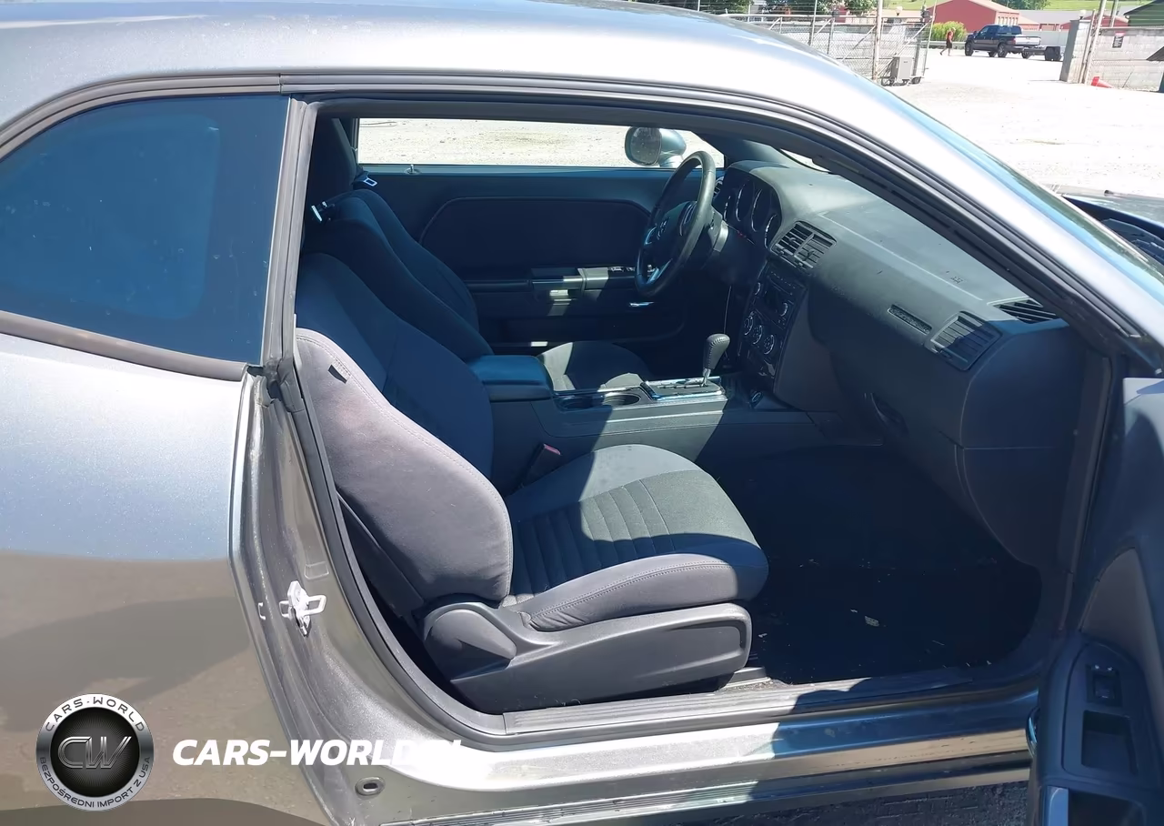 2012 Dodge Challenger Sxt VIN:2C3CDYAG8CH258007 - 5