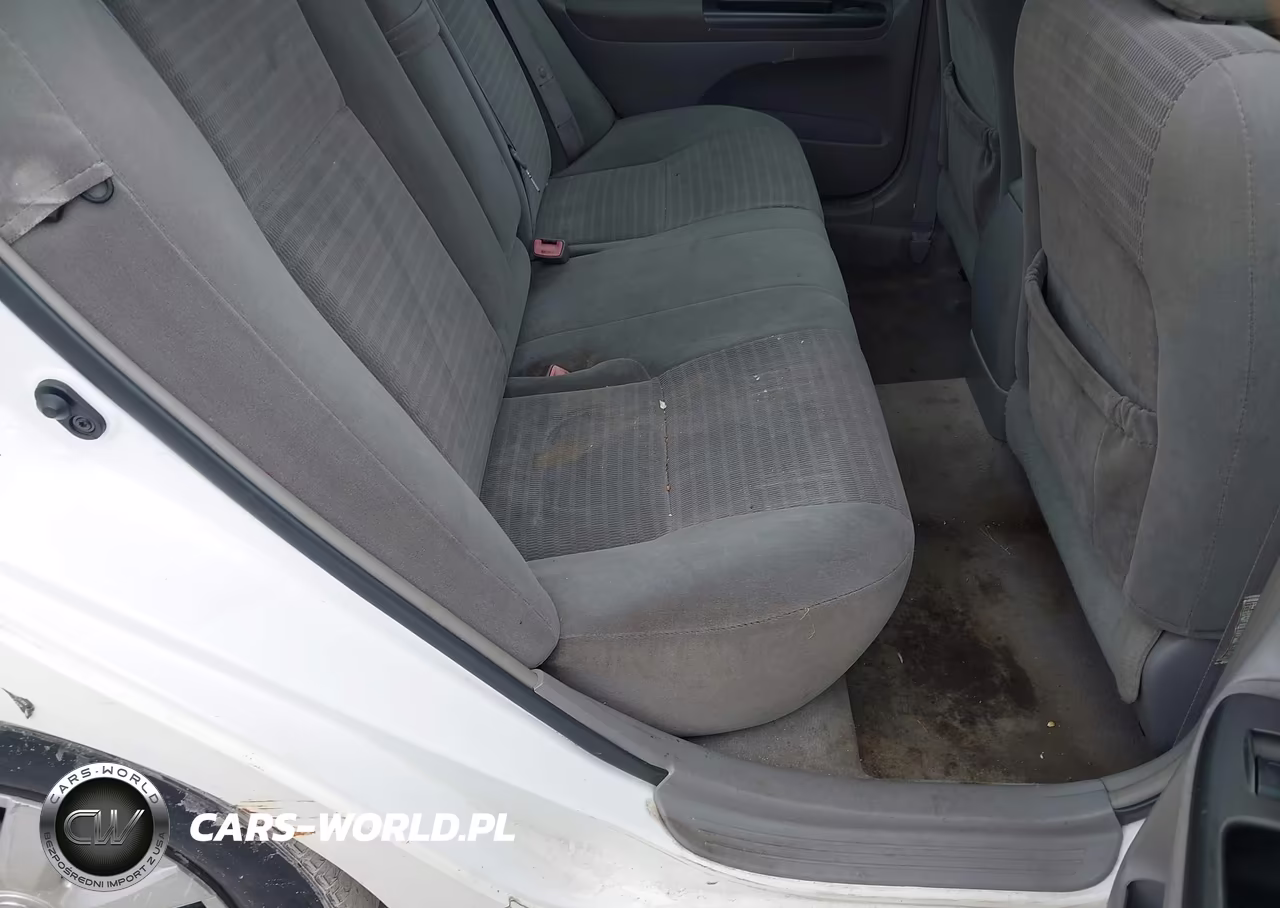 2005 Toyota Camry Le VIN:4T1BE32K15U568019 - 8