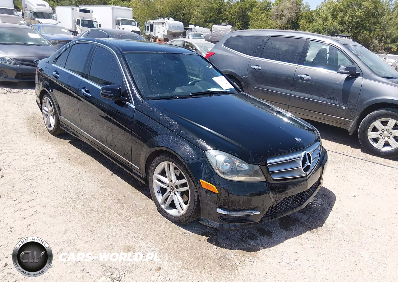 2012 Mercedes-Benz C 300 Sport 4Matic – zdjęcie 1 z 16