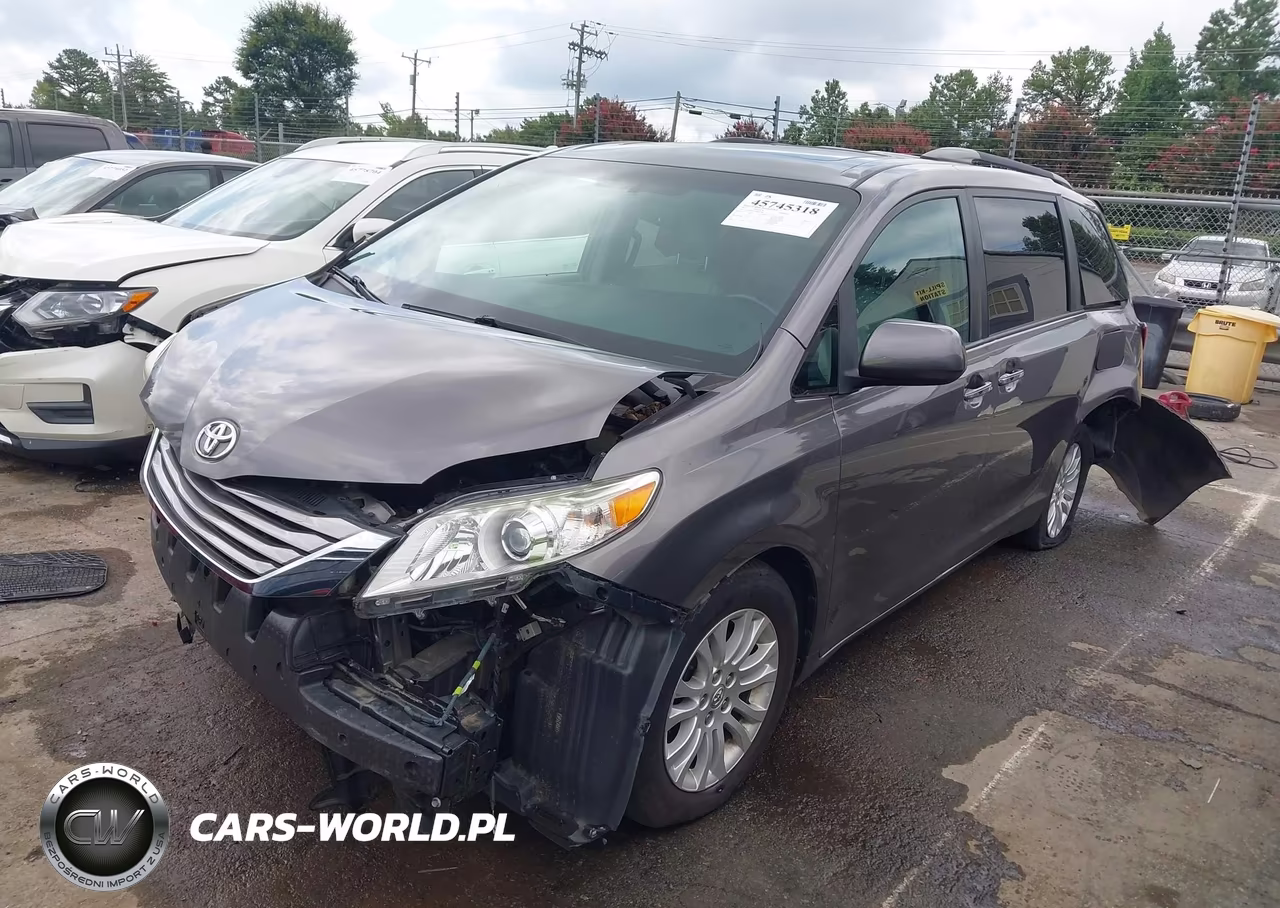 2017 Toyota Sienna Xle 8 Passenger VIN:5TDYZ3DC5HS892298 - 2