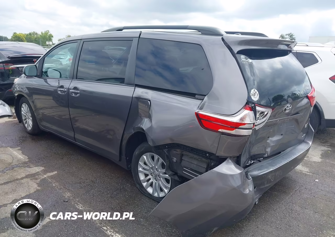 2017 Toyota Sienna Xle 8 Passenger VIN:5TDYZ3DC5HS892298 - 3