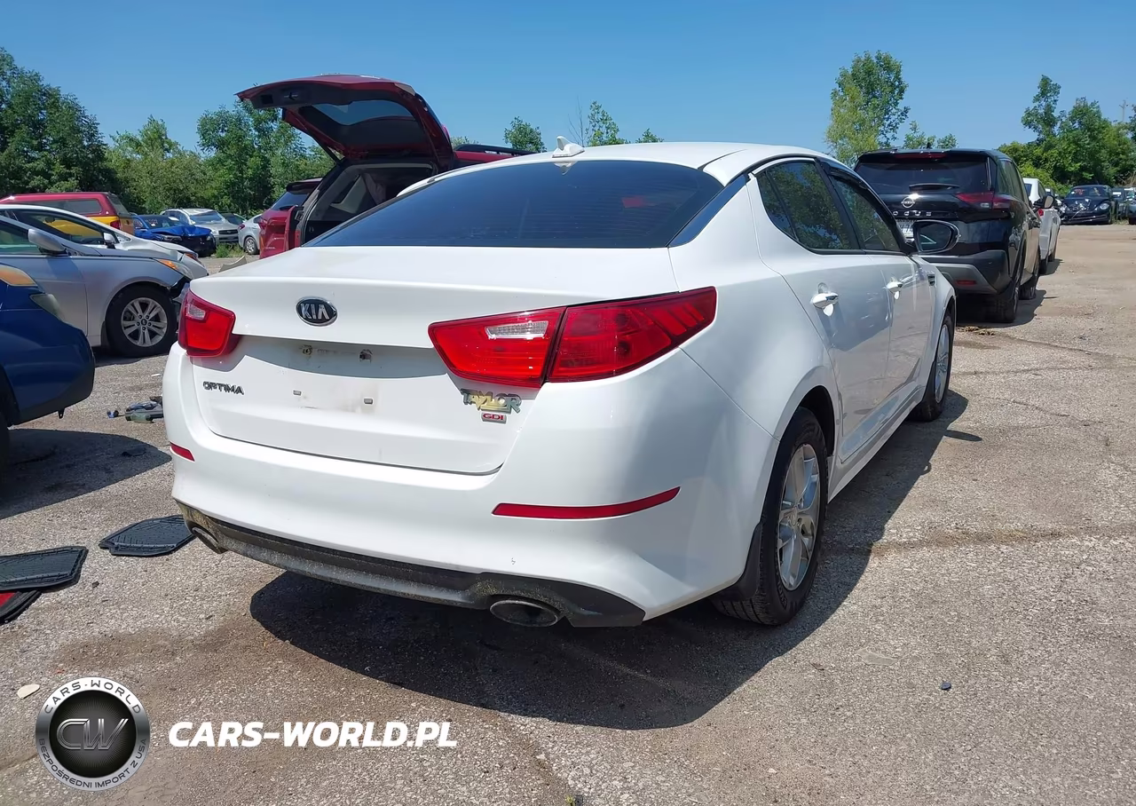 2015 Kia Optima Lx VIN:5XXGM4A70FG417423 - 4