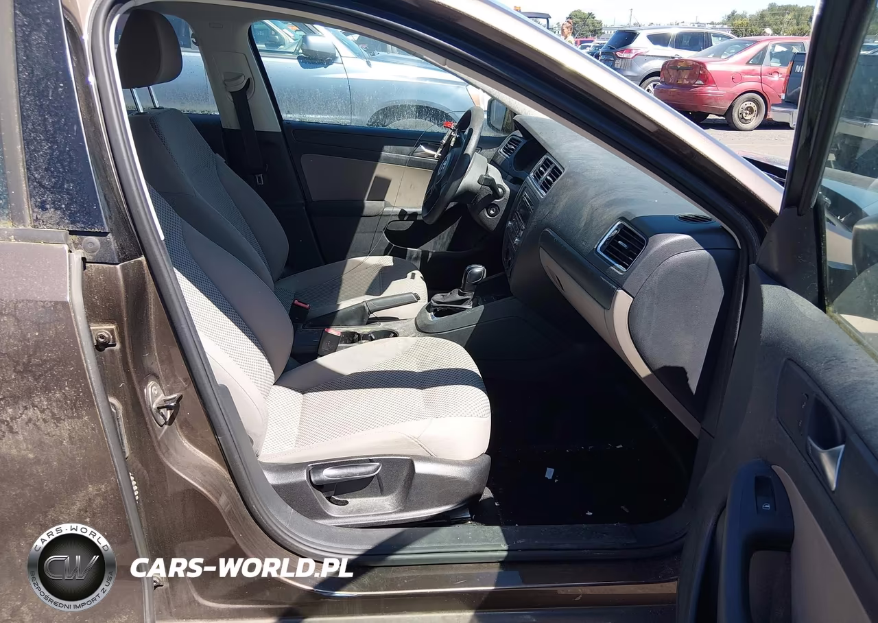 2012 Volkswagen Jetta 2.0L S VIN:3VW2K7AJ5CM308654 - 5