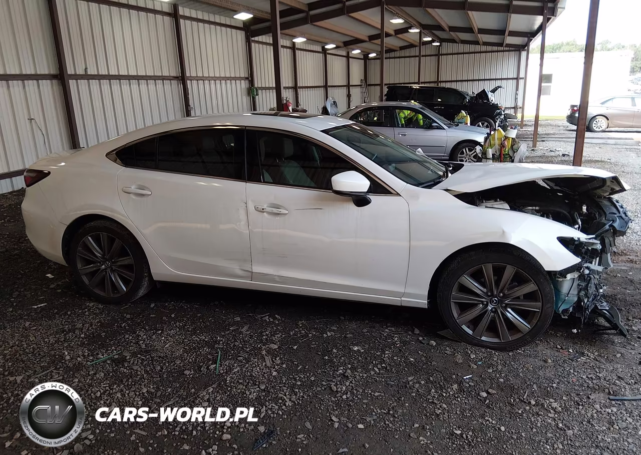 2020 Mazda Mazda6 Touring VIN:JM1GL1VM8L1524440 - 14
