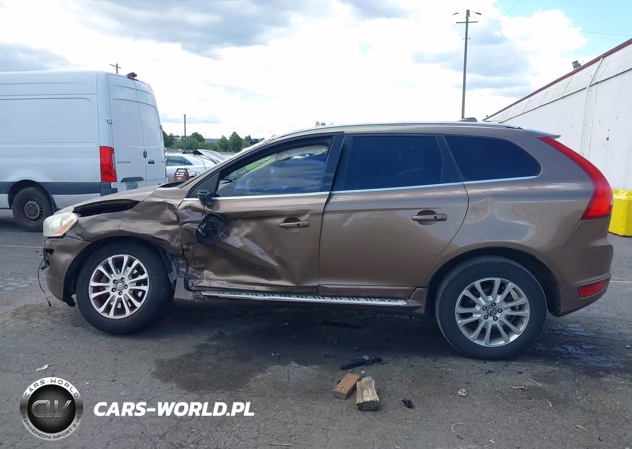 2010 Volvo Xc60 T6-T6 R-Design VIN:YV4992DZ5A2065687 - 13
