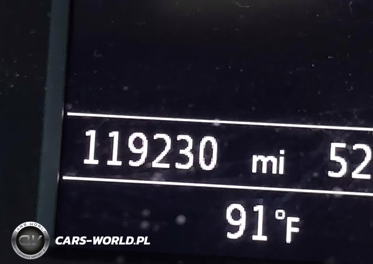 2017 Audi A3 2.0T Premium VIN:WAUAUGFF6H1044102 - 15