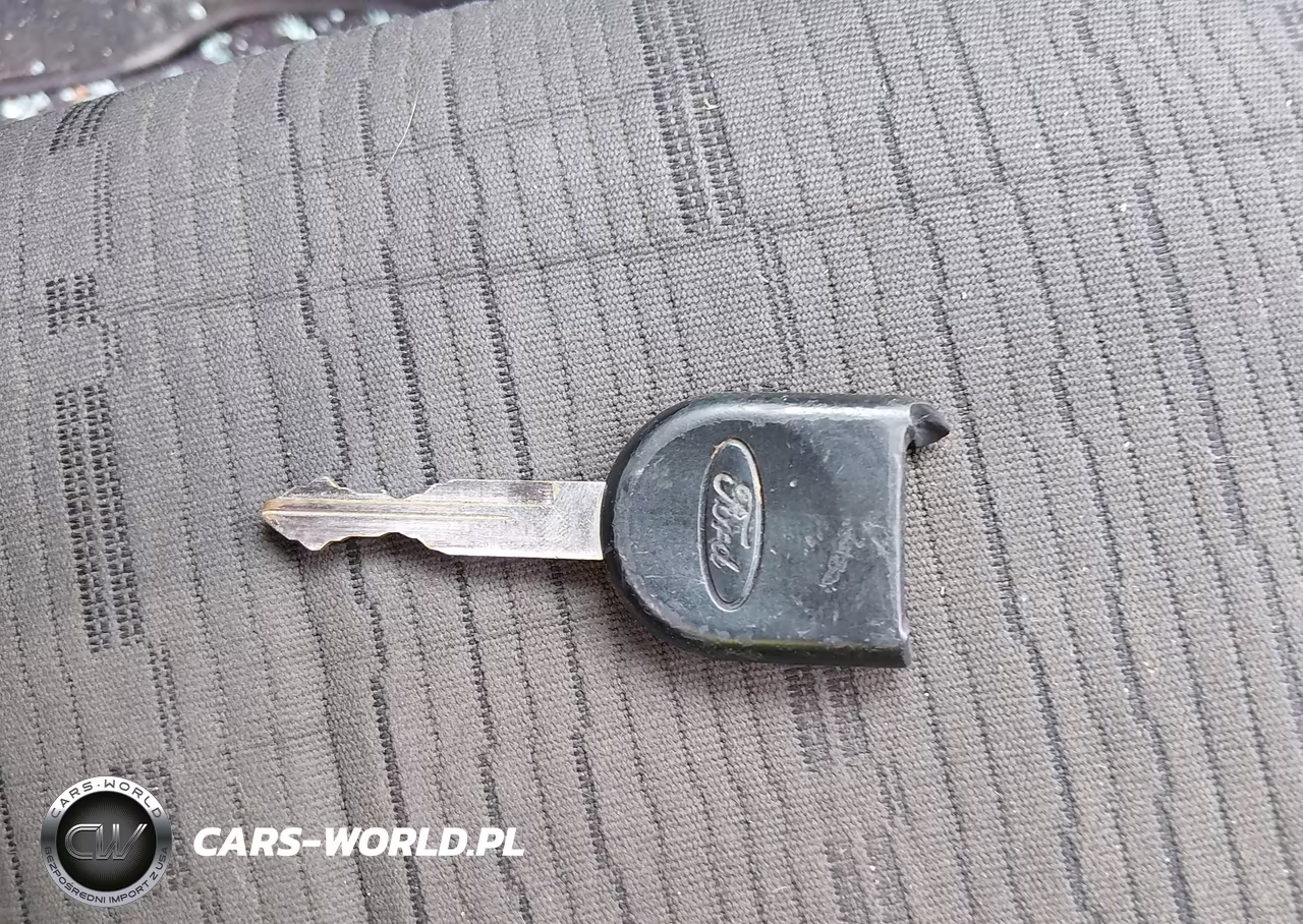 2008 Ford Focus Se-Ses VIN:1FAHP35N78W299778 - 11