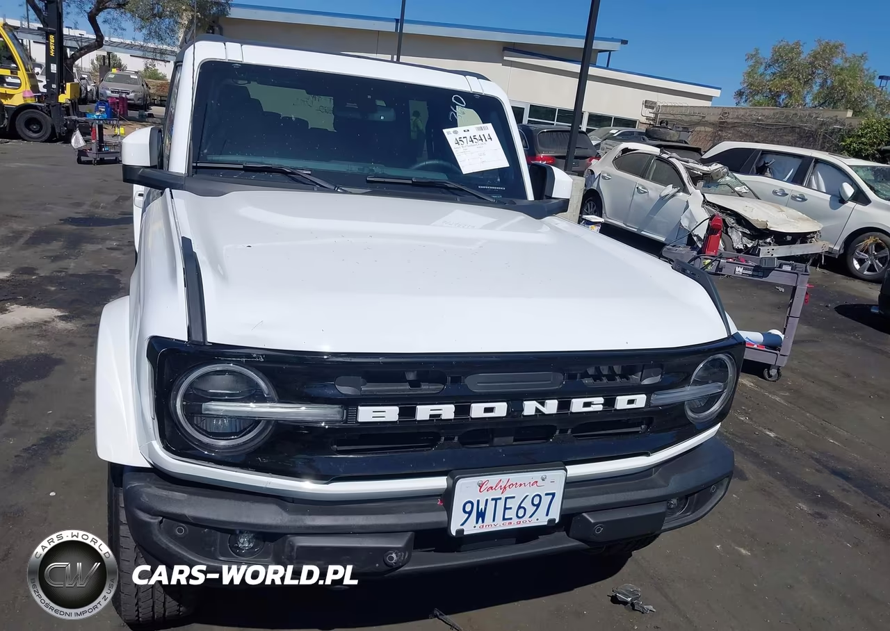 2025 Ford Bronco Outer Banks VIN:1FMDE8BH2SLB29195 - 13