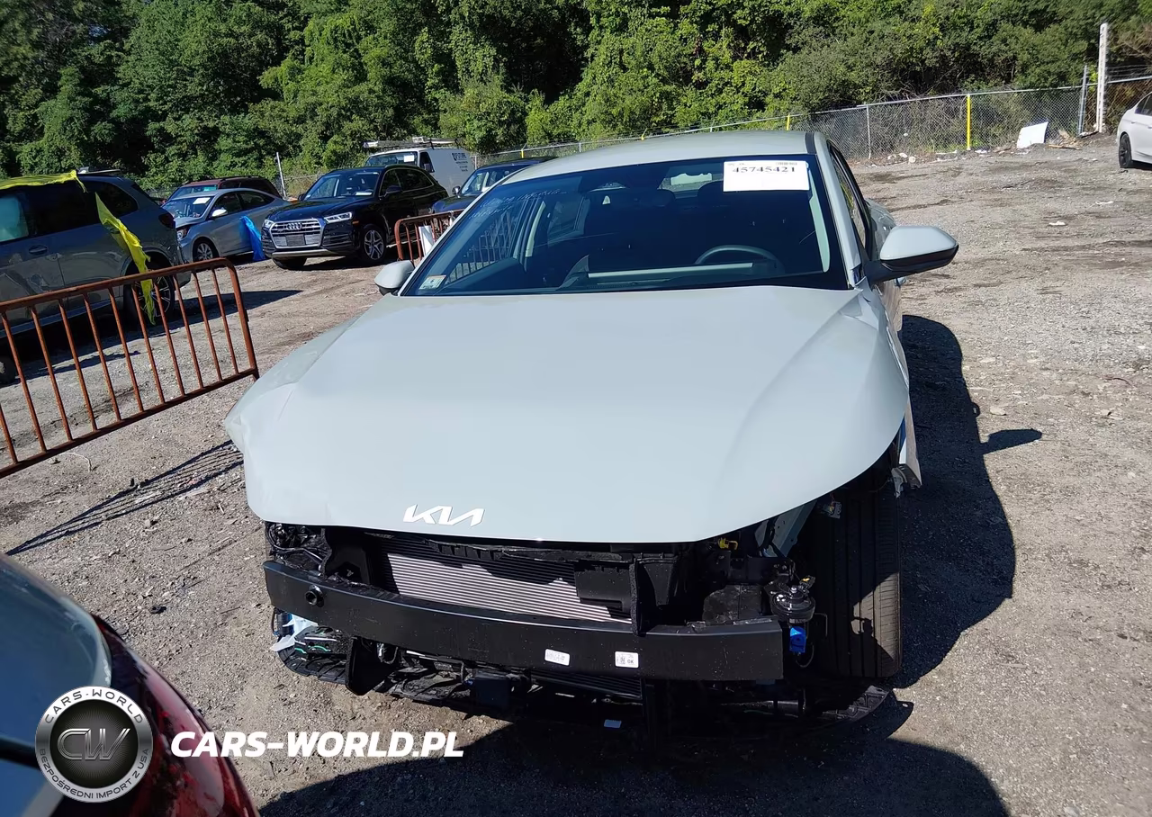 2026 Kia K4 Lxs VIN:3KPFT4DEXTE350648 - 13