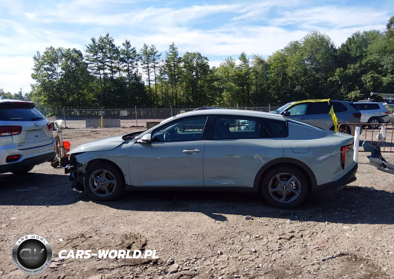 2026 Kia K4 Lxs VIN:3KPFT4DEXTE350648 - 15