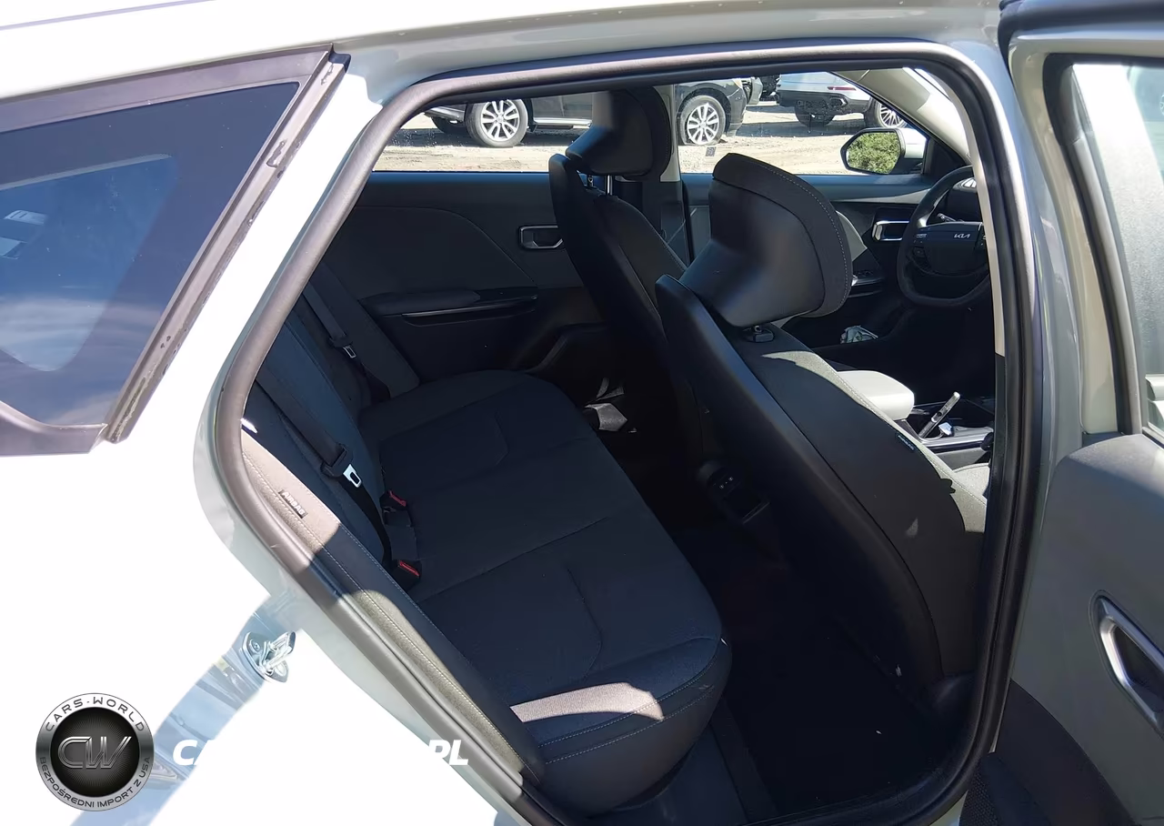2026 Kia K4 Lxs VIN:3KPFT4DEXTE350648 - 8