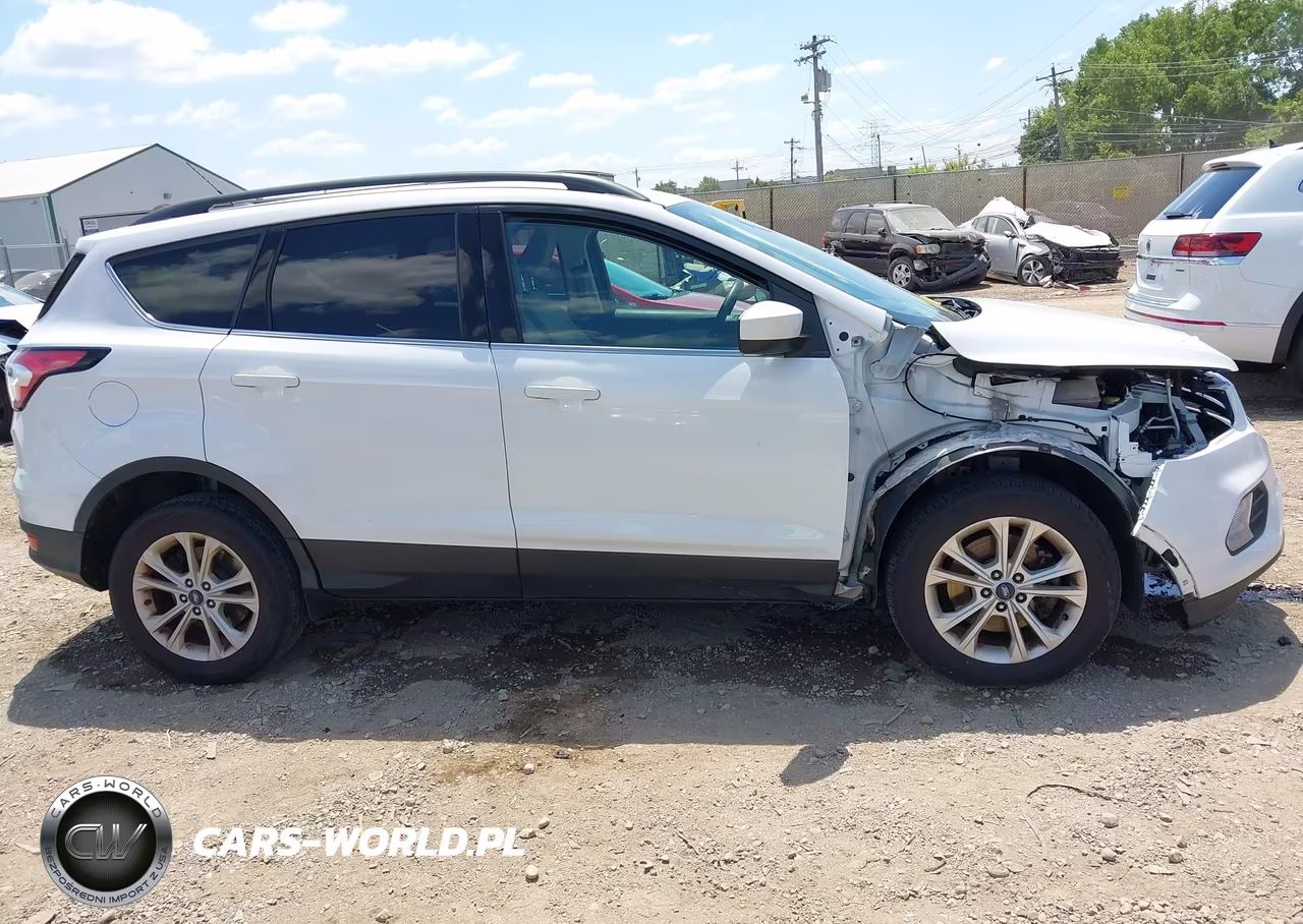 2018 Ford Escape Se VIN:1FMCU9GD7JUC94193 - 14