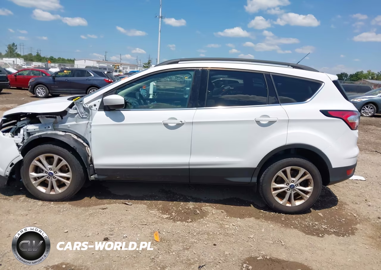 2018 Ford Escape Se VIN:1FMCU9GD7JUC94193 - 15