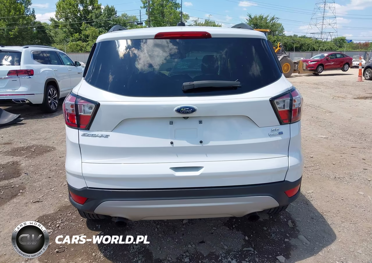 2018 Ford Escape Se VIN:1FMCU9GD7JUC94193 - 17