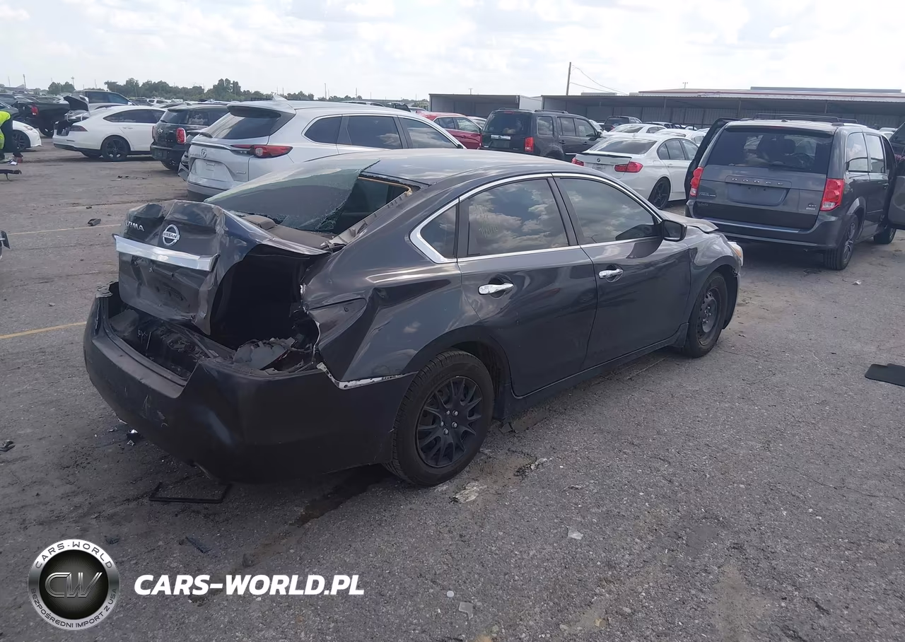 2013 Nissan Altima 2.5 S VIN:1N4AL3AP3DC266695 - 4