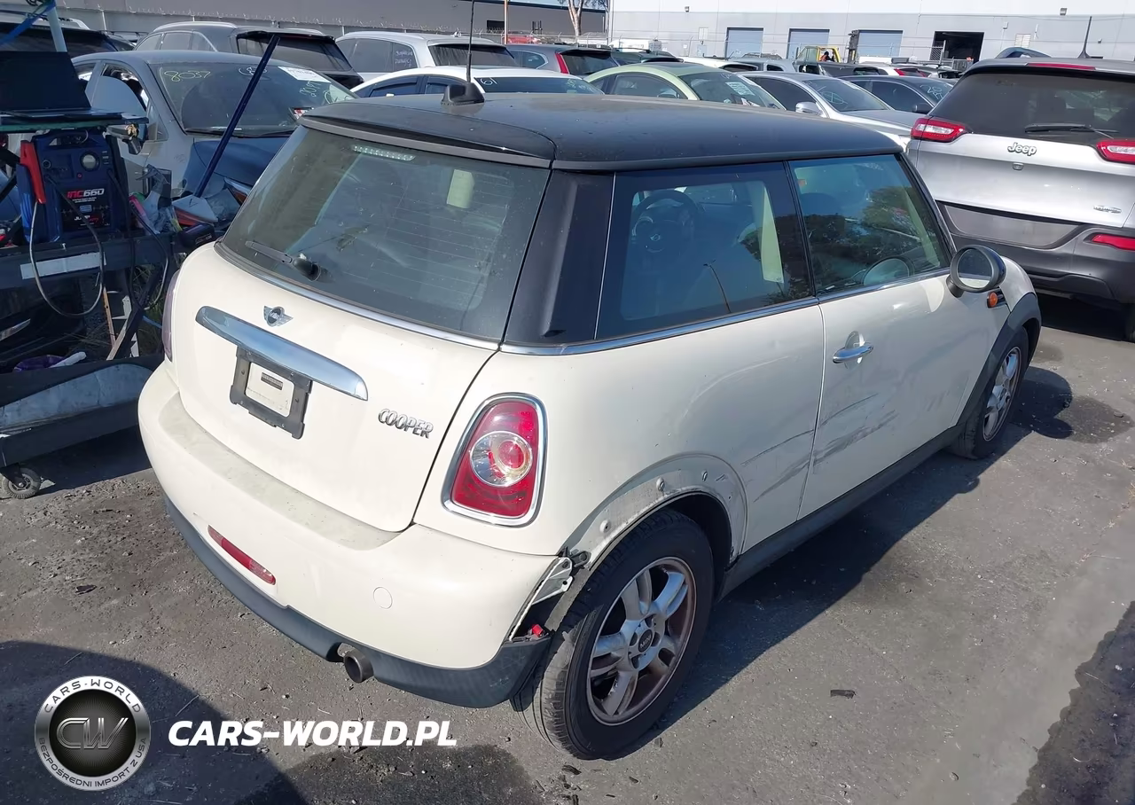 2013 Mini Hardtop Cooper VIN:WMWSU3C56DT546888 - 4