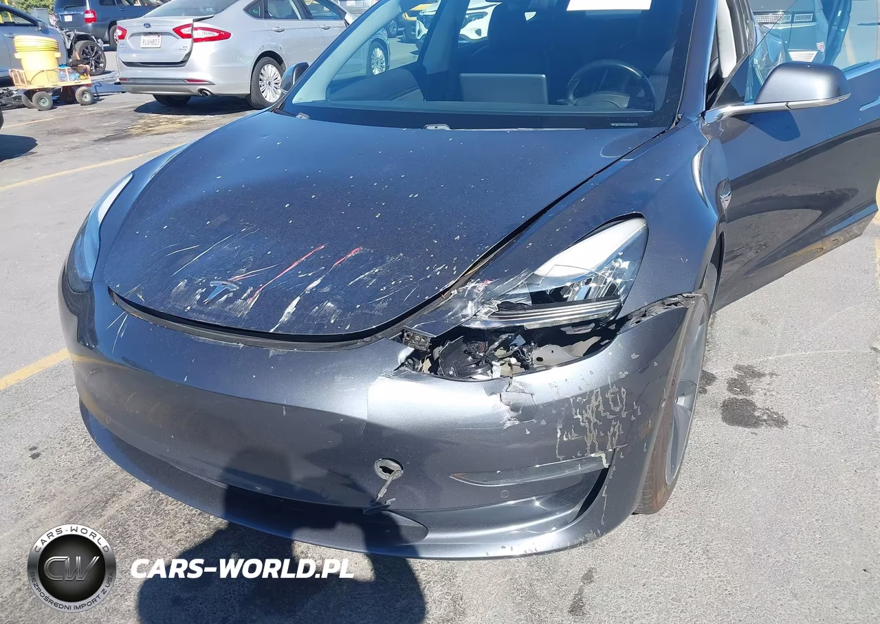 2018 Tesla Model 3 Long Range-Mid Range VIN:5YJ3E1EA8JF051027 - 12