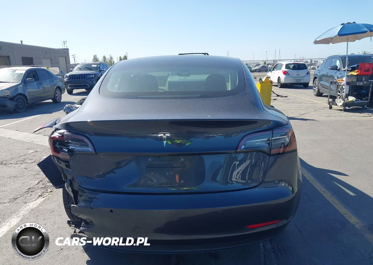 2018 Tesla Model 3 Long Range-Mid Range VIN:5YJ3E1EA8JF051027 - 17
