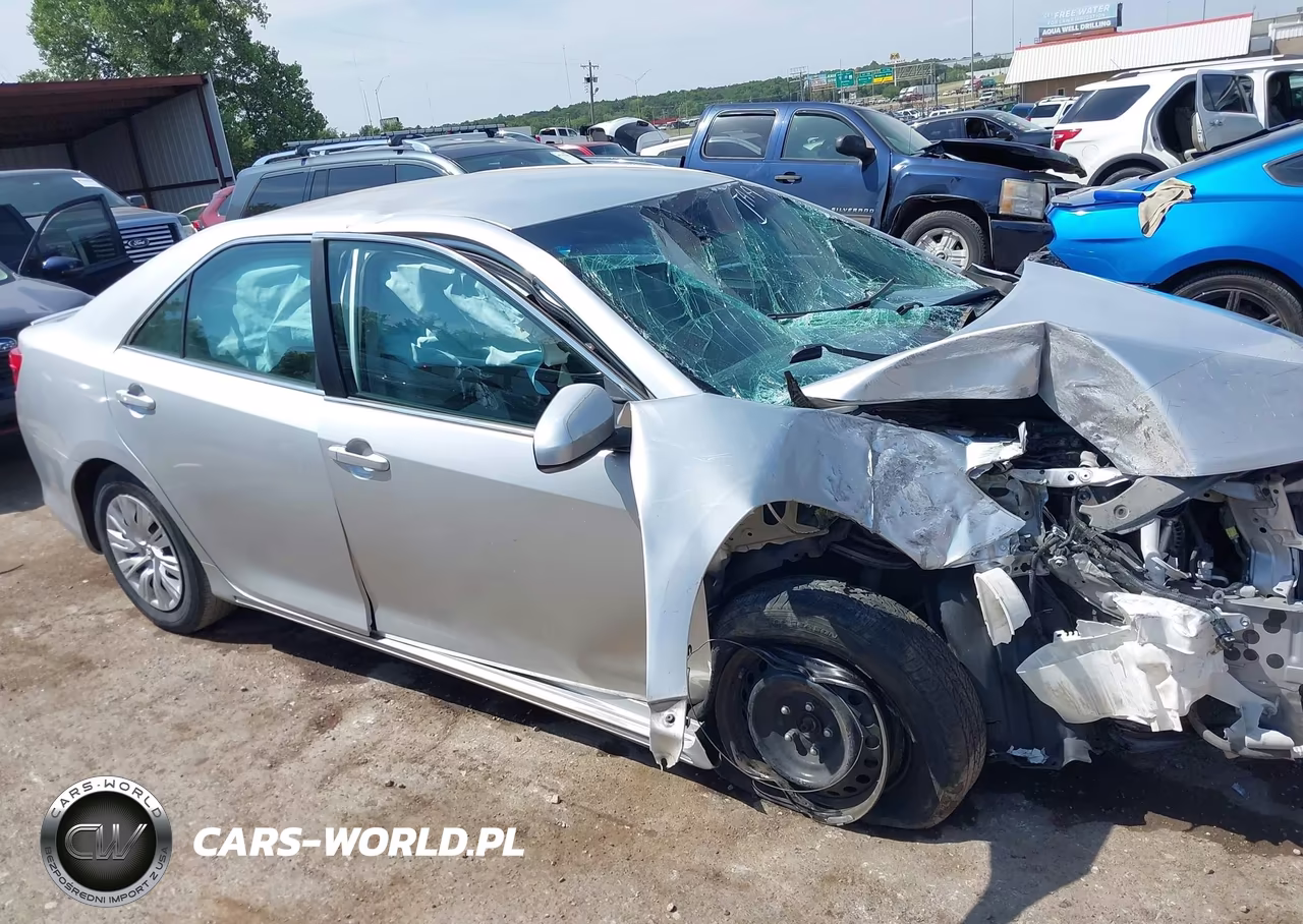 2012 Toyota Camry Le VIN:4T1BF1FK6CU053462 - 13