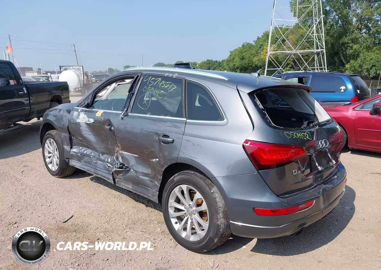2016 Audi Q5 2.0T Premium VIN:WA1L2AFP8GA050645 - 3