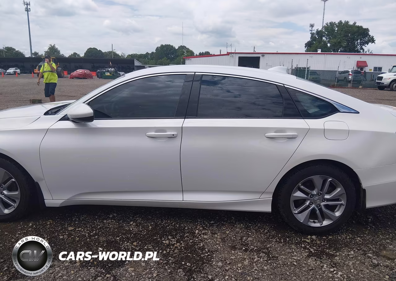 2018 Honda Accord Lx VIN:1HGCV1F15JA004837 - 15