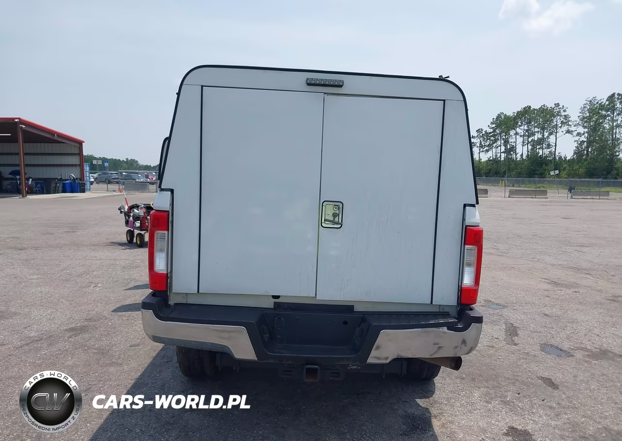 2018 Ford F-250 Xl VIN:1FT7W2B63JEC04063 - 16