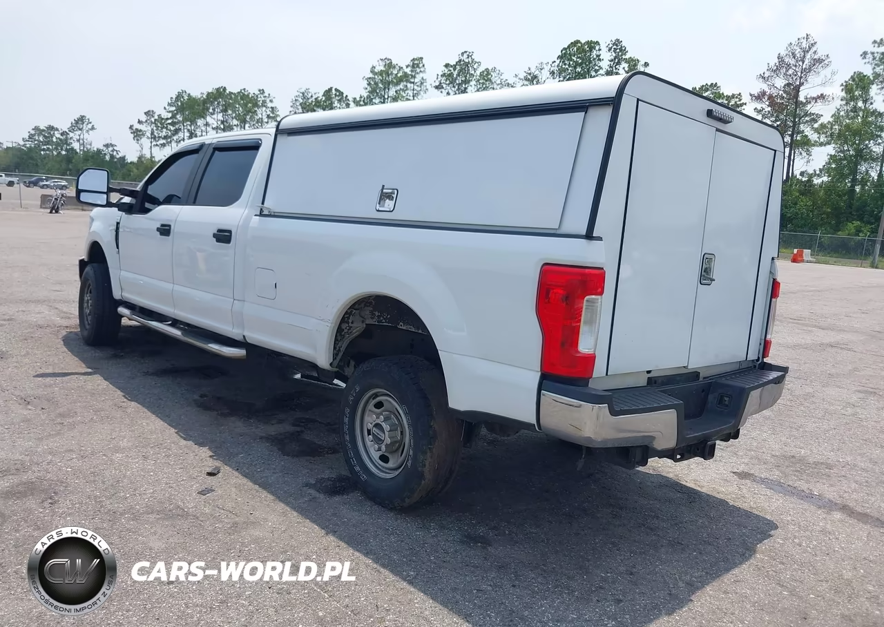 2018 Ford F-250 Xl VIN:1FT7W2B63JEC04063 - 3