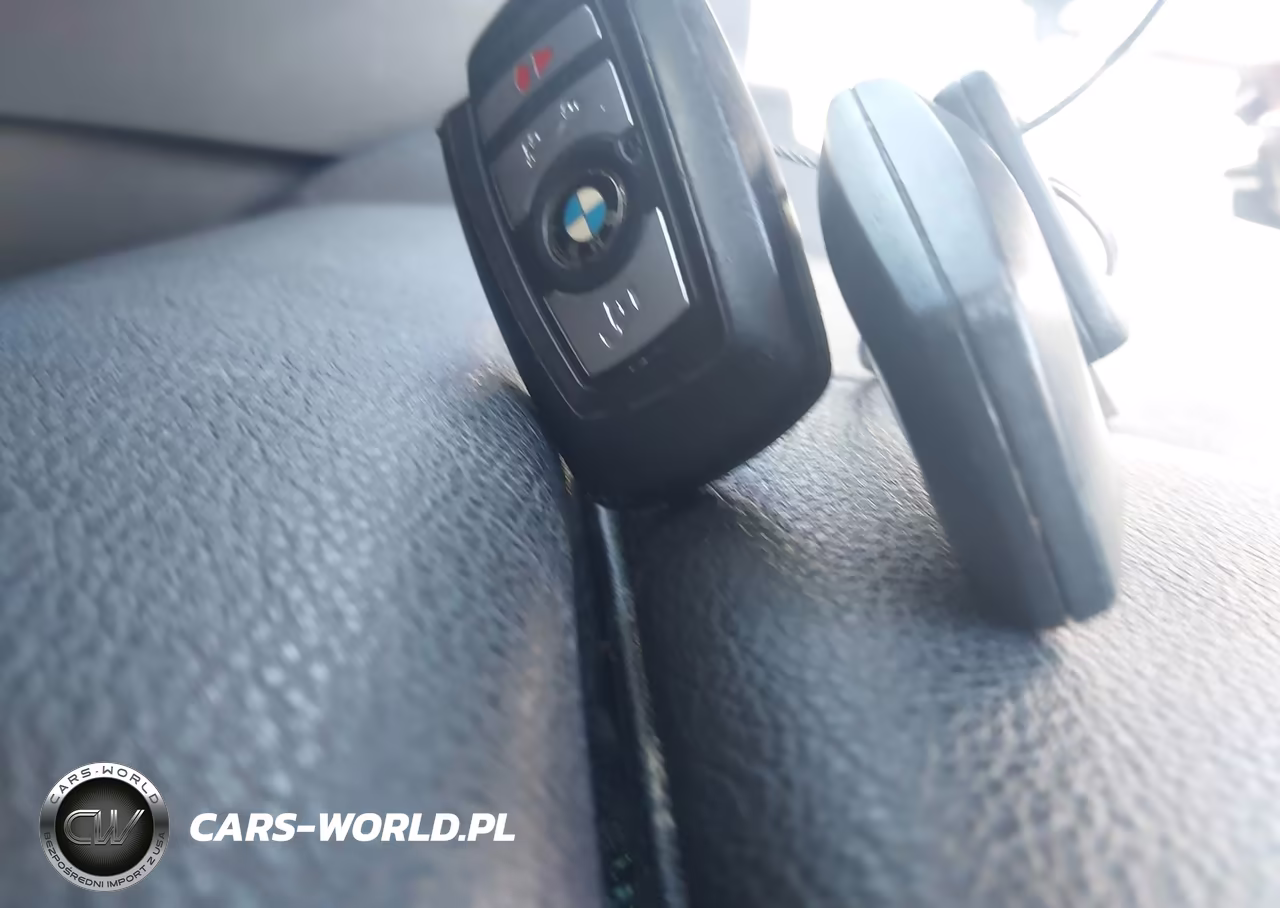 2016 BMW 320I VIN:WBA8A9C58GK617668 - 11