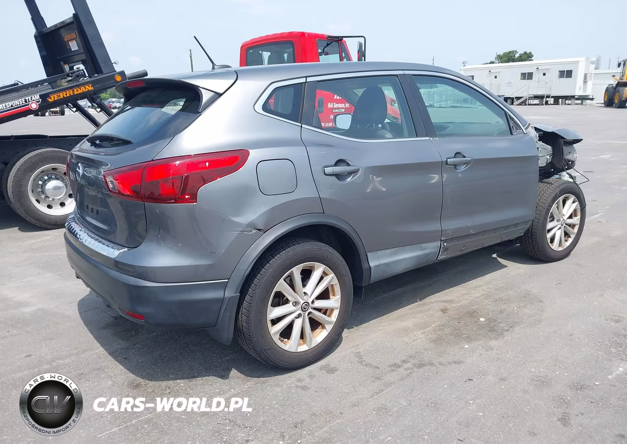2019 Nissan Rogue Sport S VIN:JN1BJ1CP6KW241889 - 4