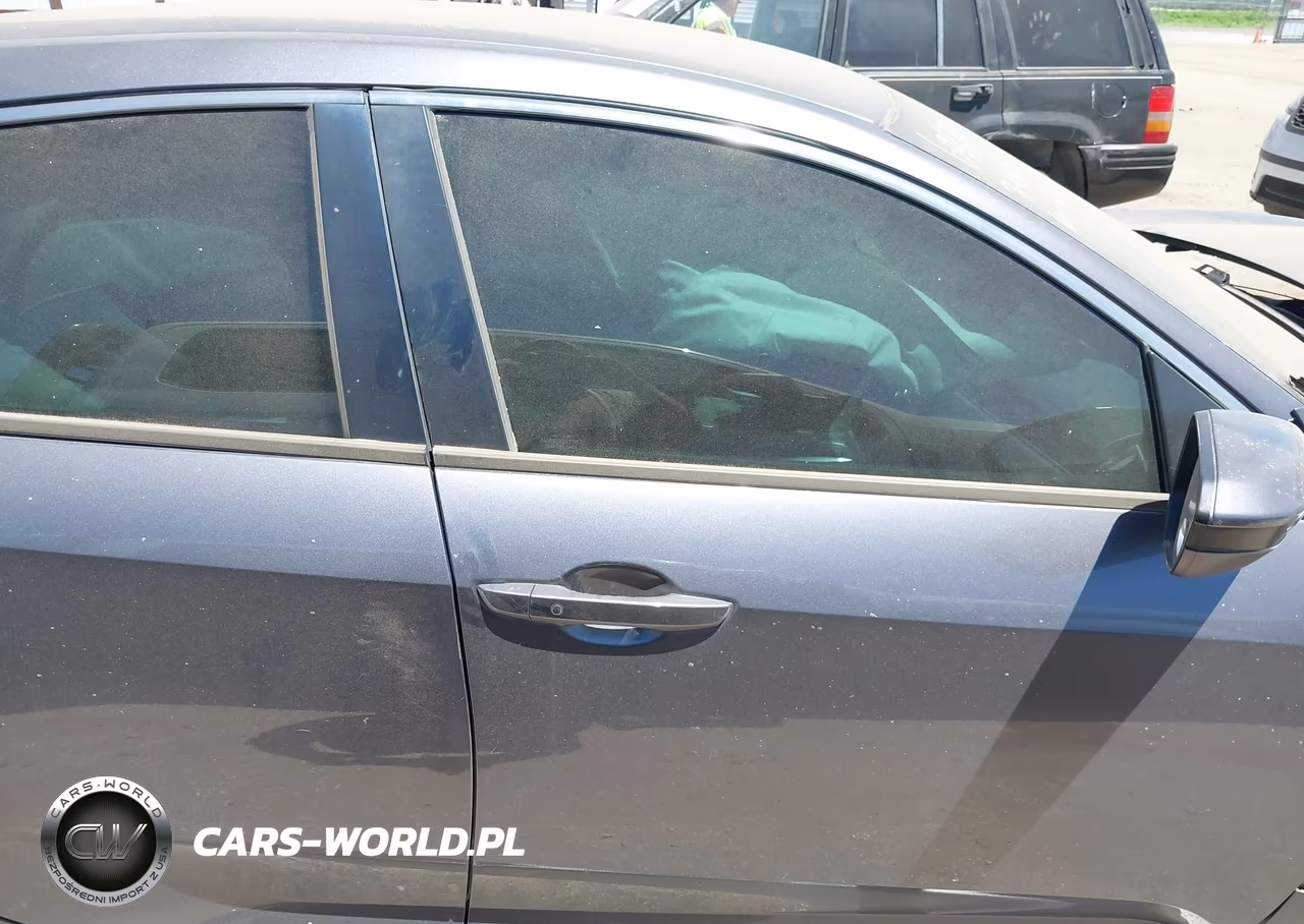 2020 Honda Civic Sport VIN:19XFC2F84LE000041 - 13