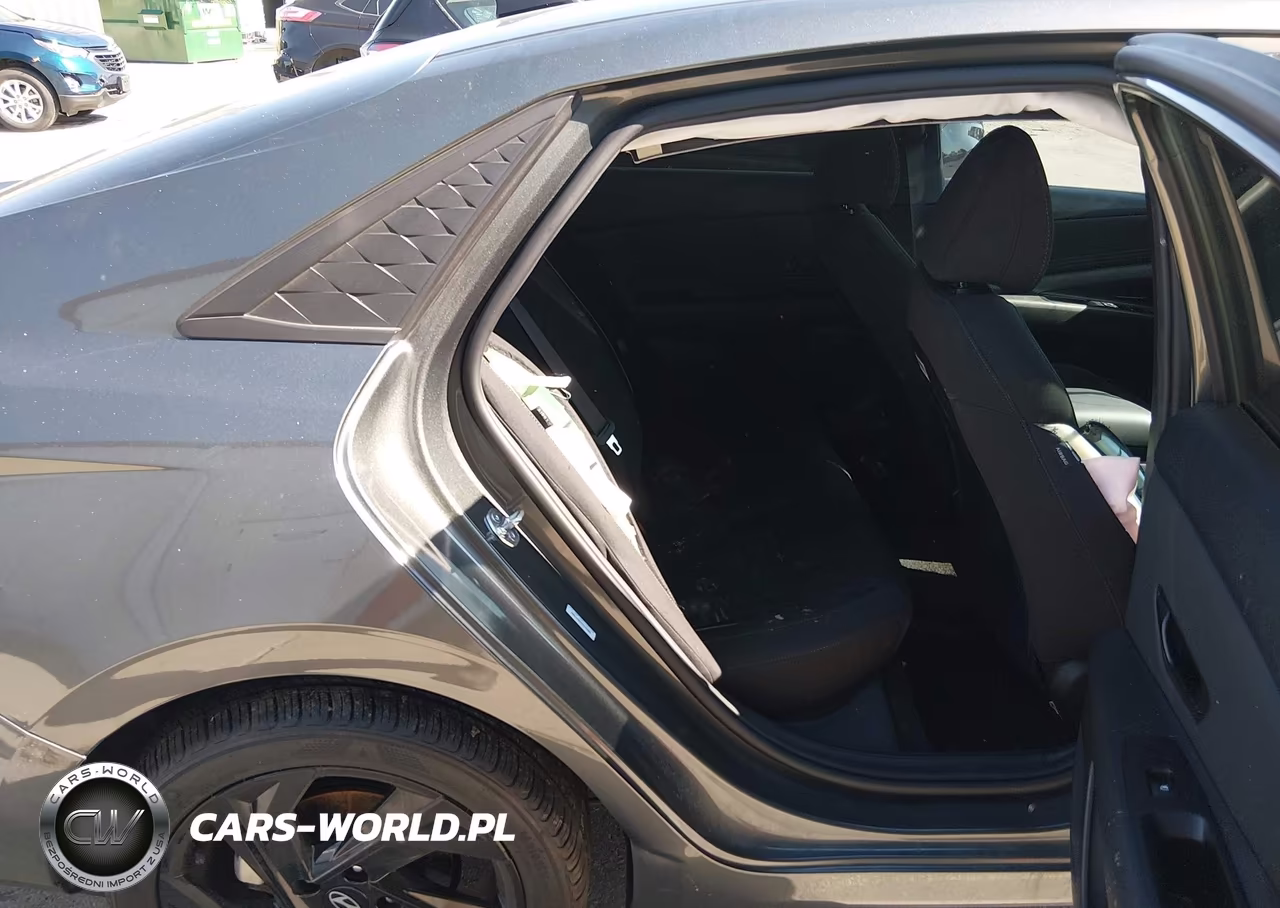 2026 Hyundai Elantra Sel Sport VIN:KMHLM4DGXTU172903 - 8