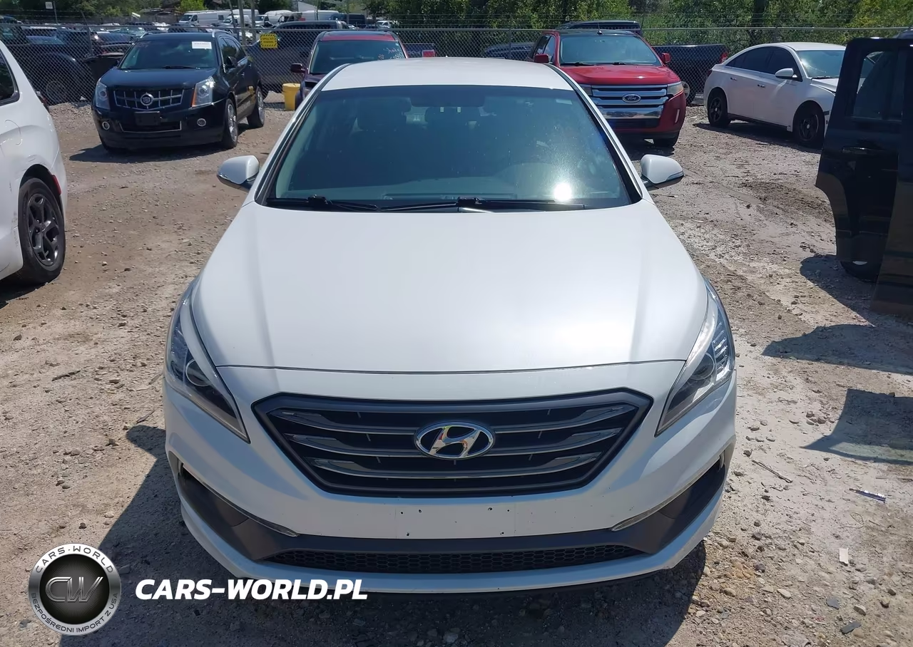 2015 Hyundai Sonata Sport VIN:5NPE34AFXFH099901 - 12