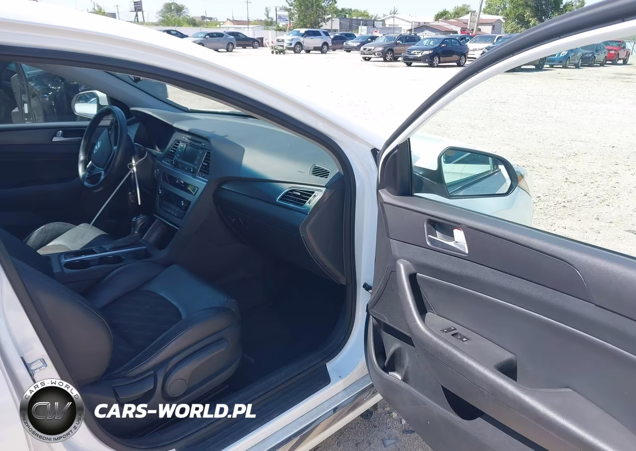 2015 Hyundai Sonata Sport VIN:5NPE34AFXFH099901 - 5