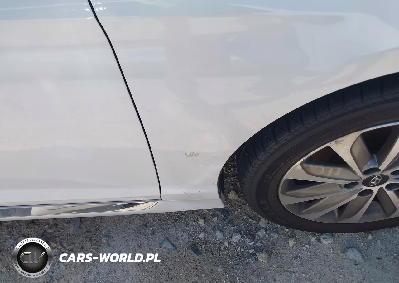 2015 Hyundai Sonata Sport VIN:5NPE34AFXFH099901 - 6