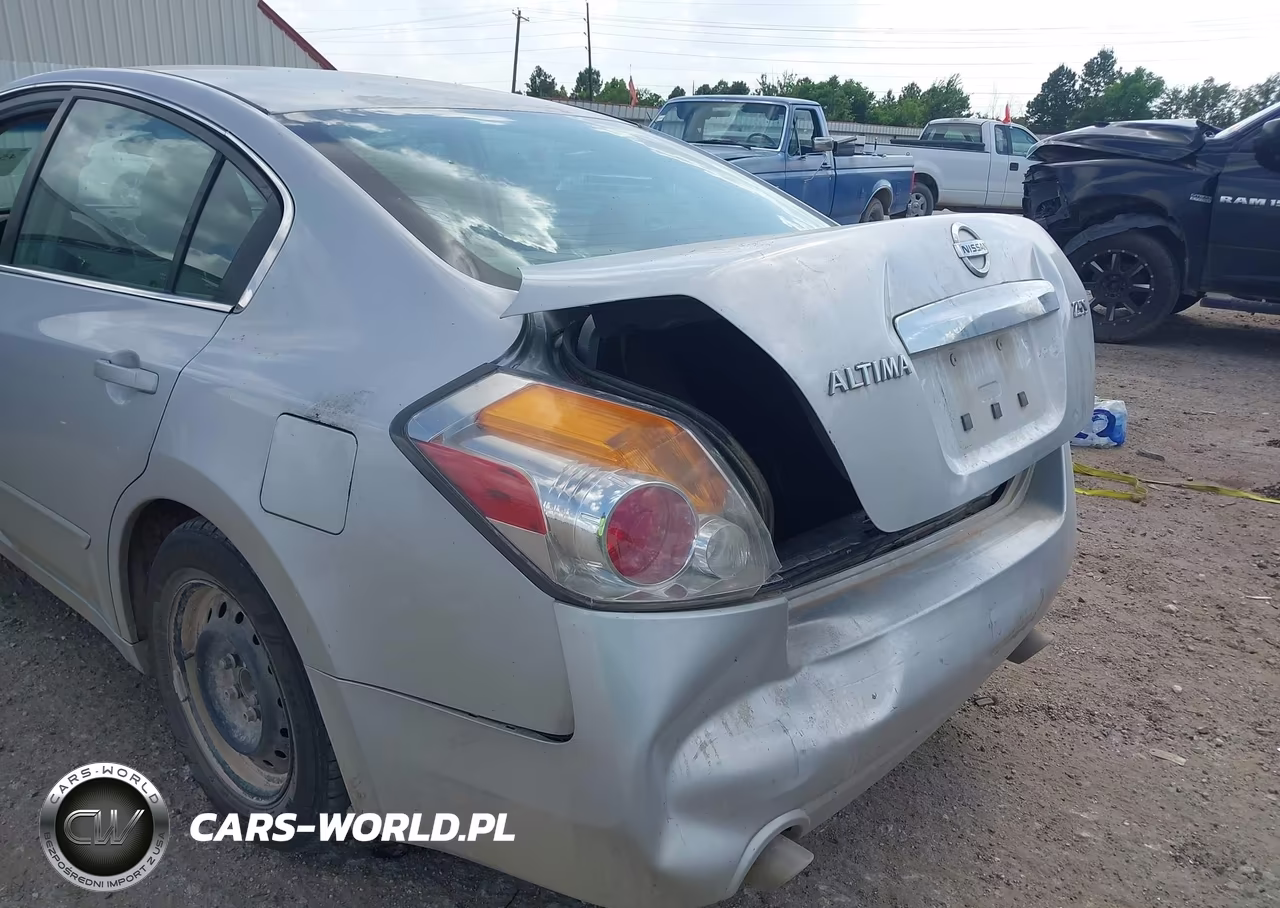 2011 Nissan Altima 2.5 S VIN:1N4AL2AP3BN448263 - 6
