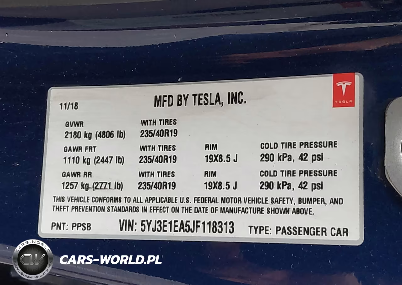 2018 Tesla Model 3 Long Range-Mid Range VIN:5YJ3E1EA5JF118313 - 9
