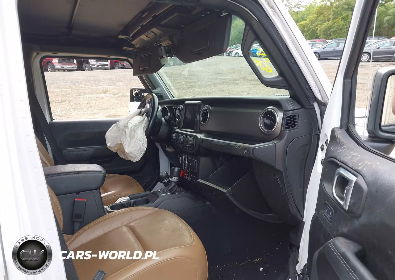 2022 Jeep Gladiator Rubicon 4X4 VIN:1C6JJTBG7NL102468 - 5