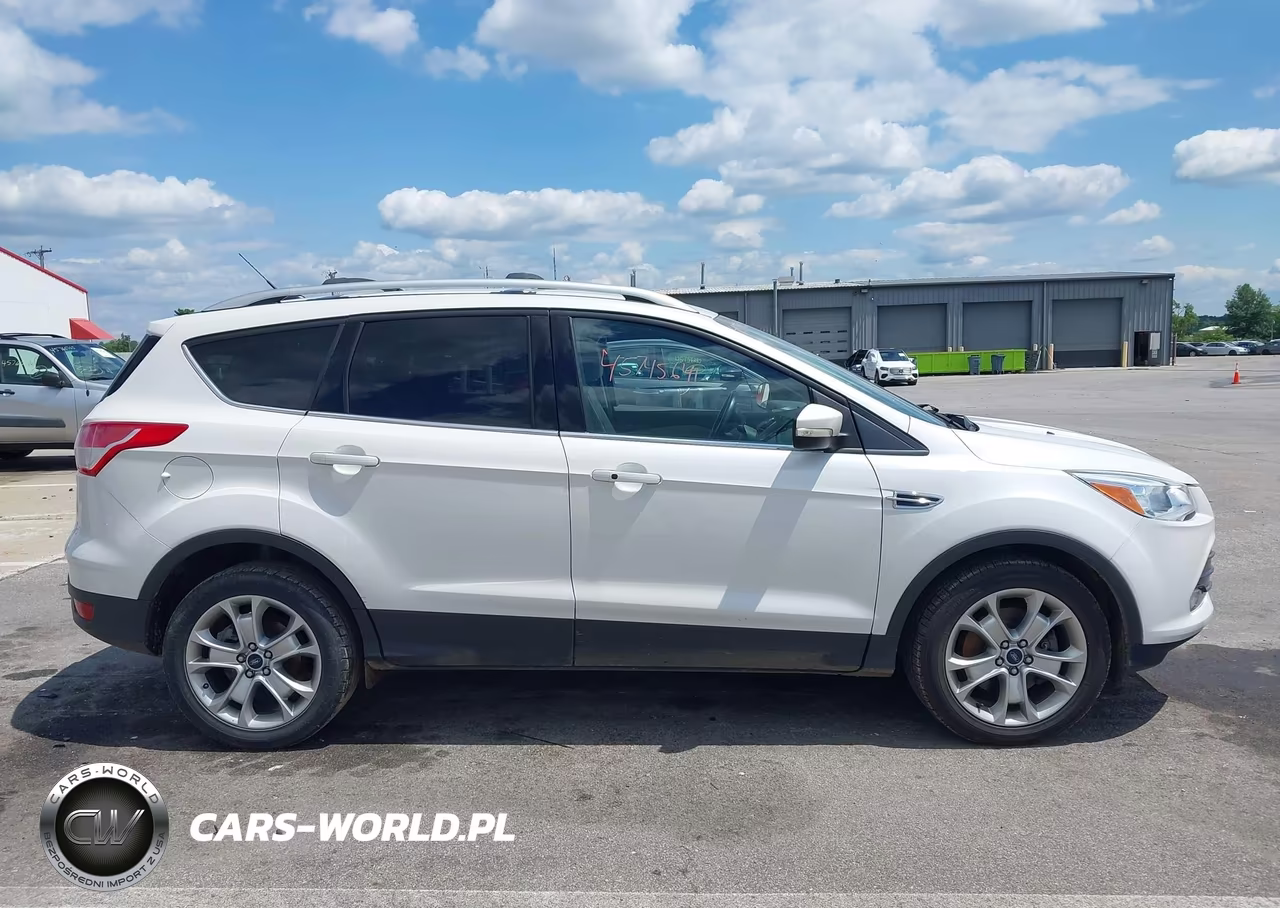 2016 Ford Escape Titanium VIN:1FMCU9J94GUC25426 - 13