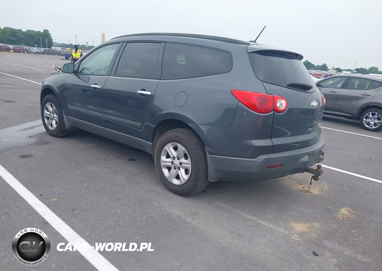 2010 Chevrolet Traverse Ls VIN:1GNLREED7AJ219620 - 3