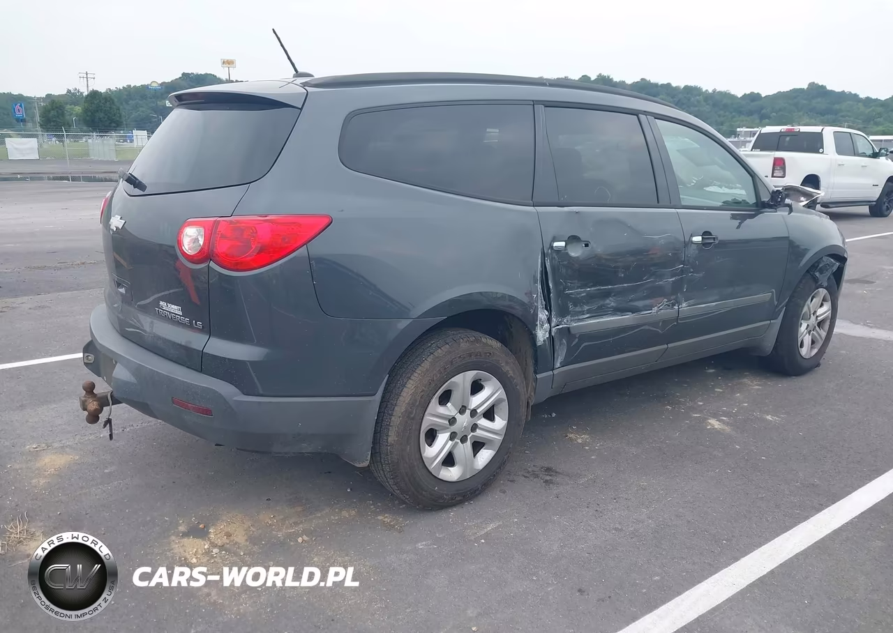2010 Chevrolet Traverse Ls VIN:1GNLREED7AJ219620 - 4