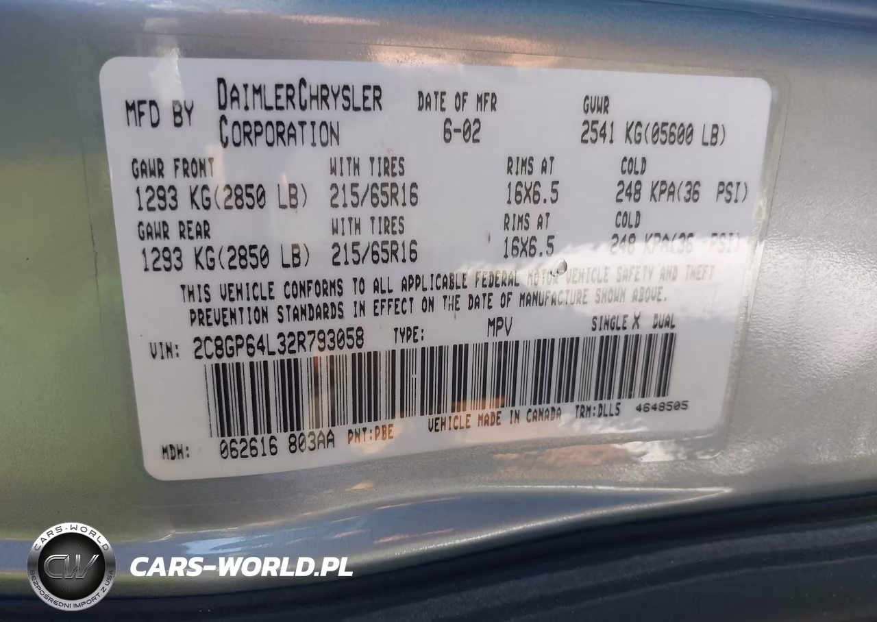 2002 Chrysler Town & Country Limited VIN:2C8GP64L32R793058 - 9