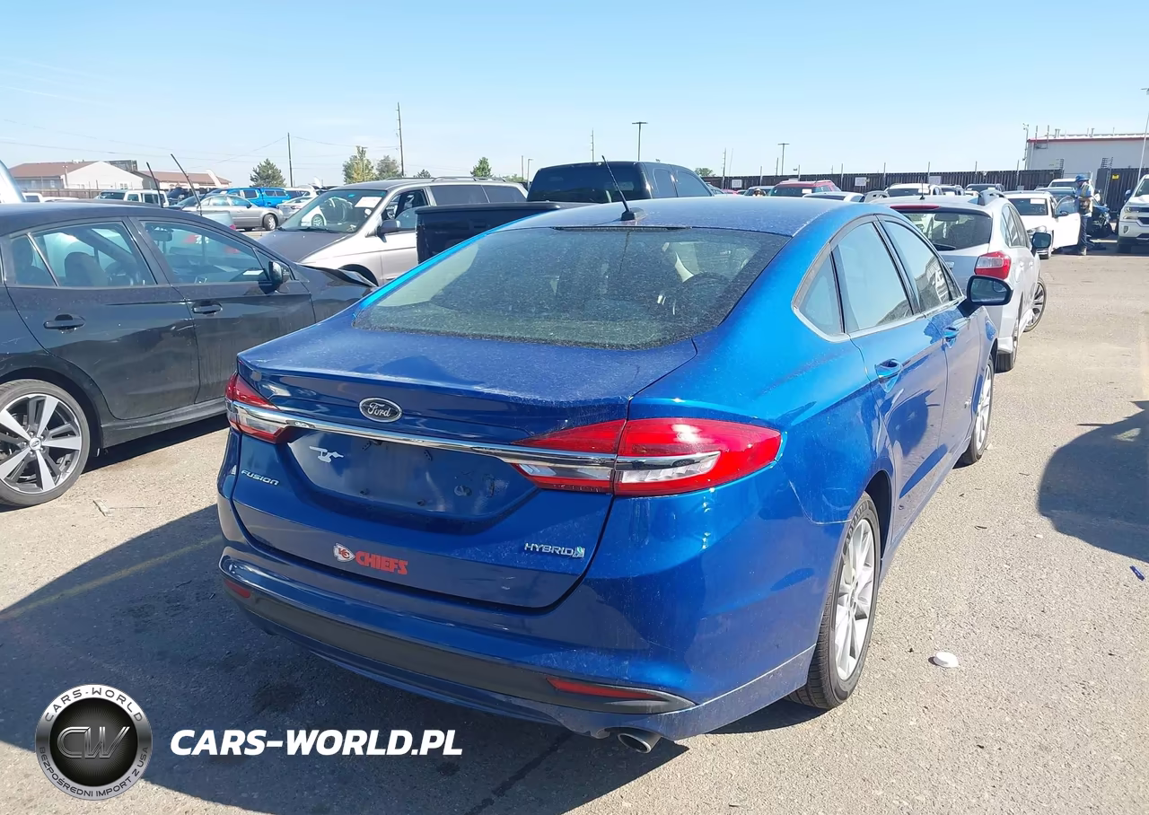 2017 Ford Fusion Hybrid S VIN:3FA6P0UU6HR360782 - 4